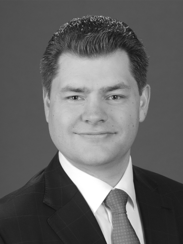 kevin-taylor-jd-mba-r8uoh5tmk0kr9al3xm4cwzvfxgjlu5ujphodx7pc8w