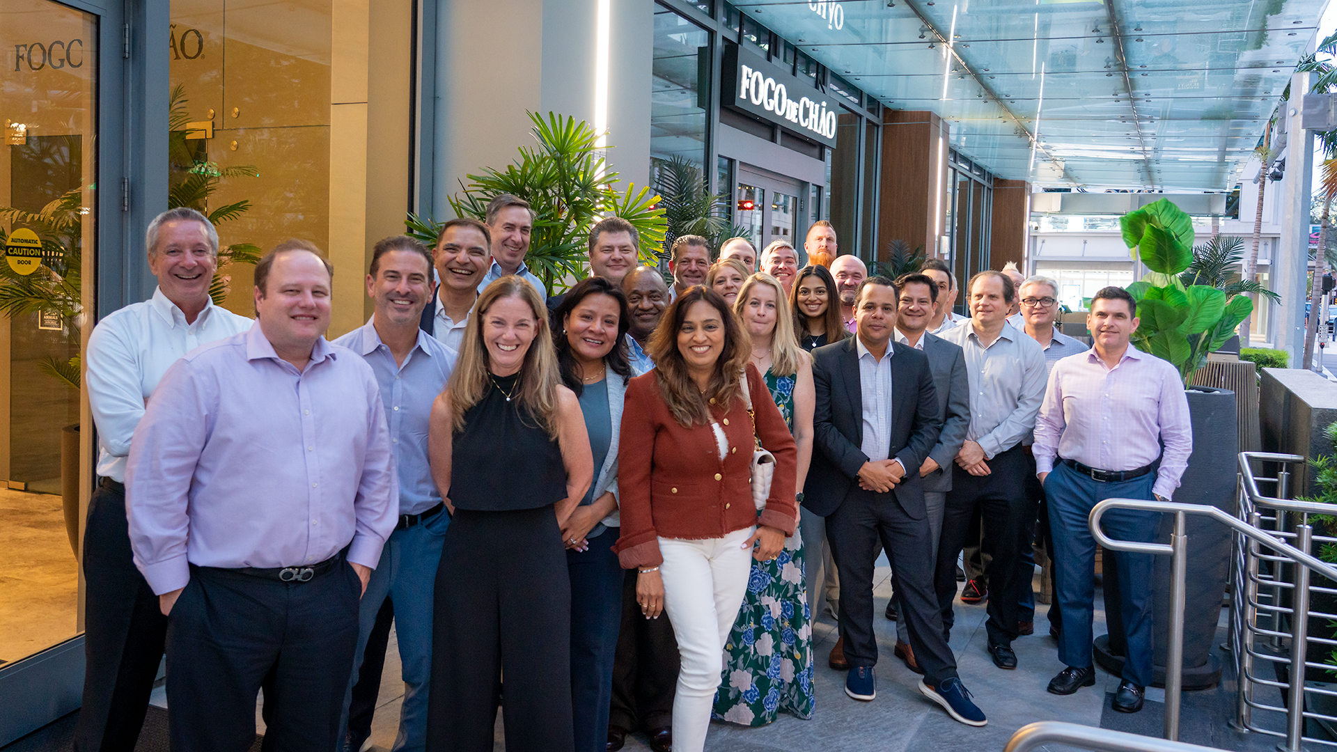 team-photo-of-neil-jesani-advisors